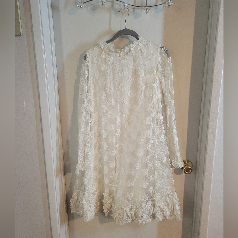 Elegant Cream Lace Mini Dress